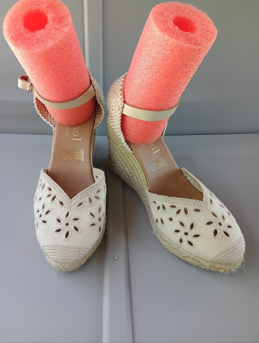 Cream-colored Maypol Beige Eyelet Canvas Espadrille Wedge Sandals Made in Spain - Picture 5 of 16